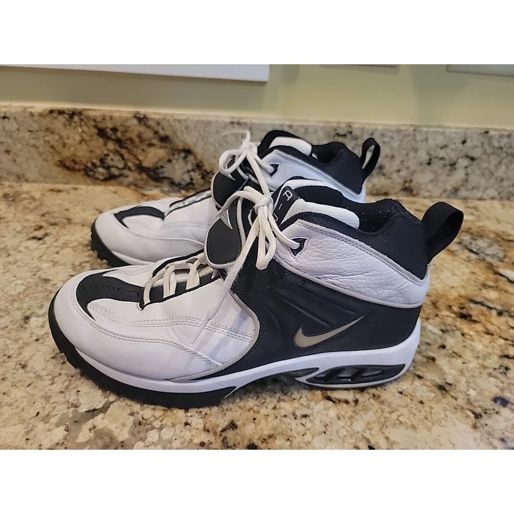 Vintage Y2K Nike Zoom Turf Training Style 821015-103 2000 Manufactured Date 12.5